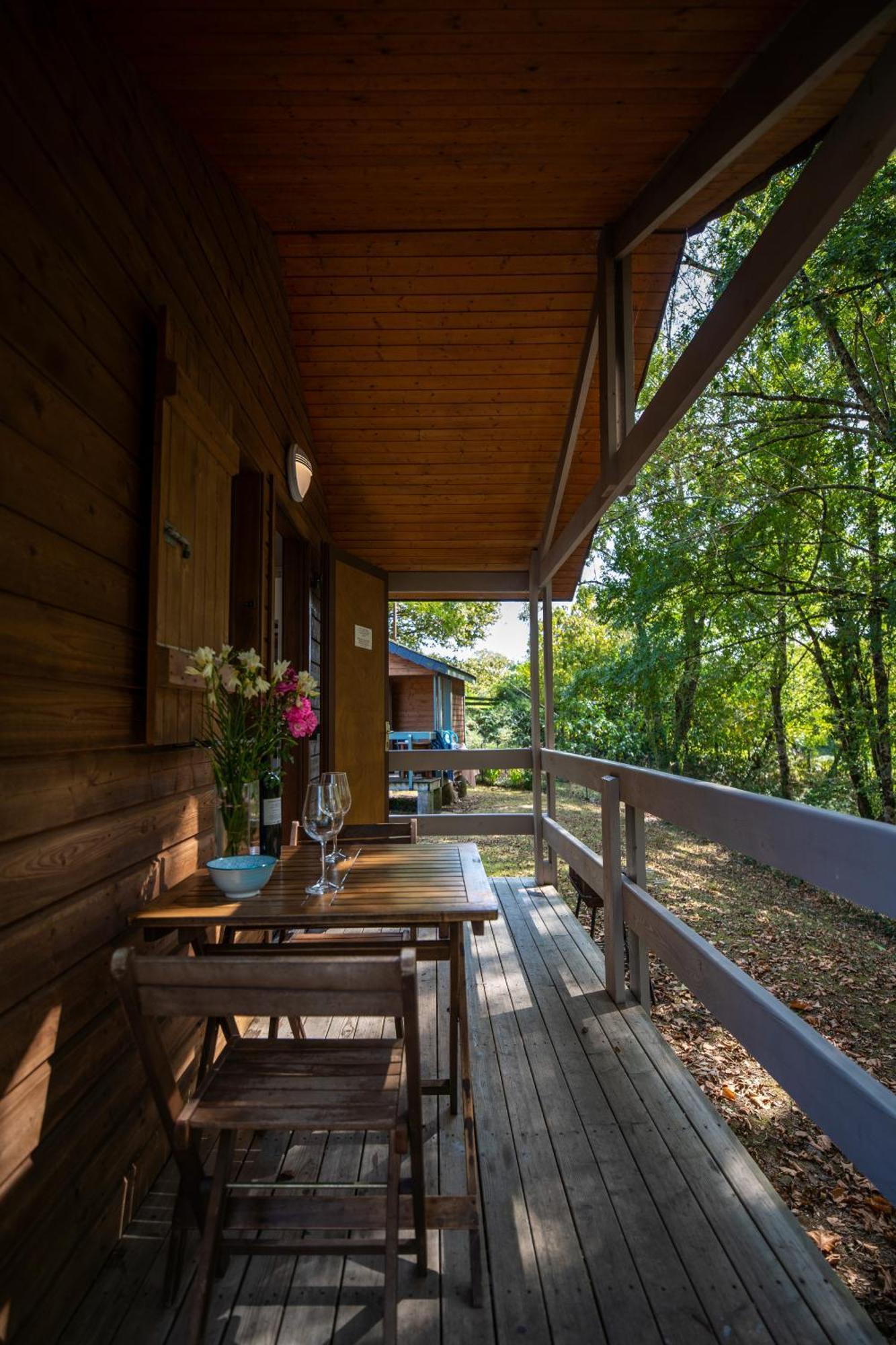 Camping Beau Rivage Navarrenx Exteriör bild